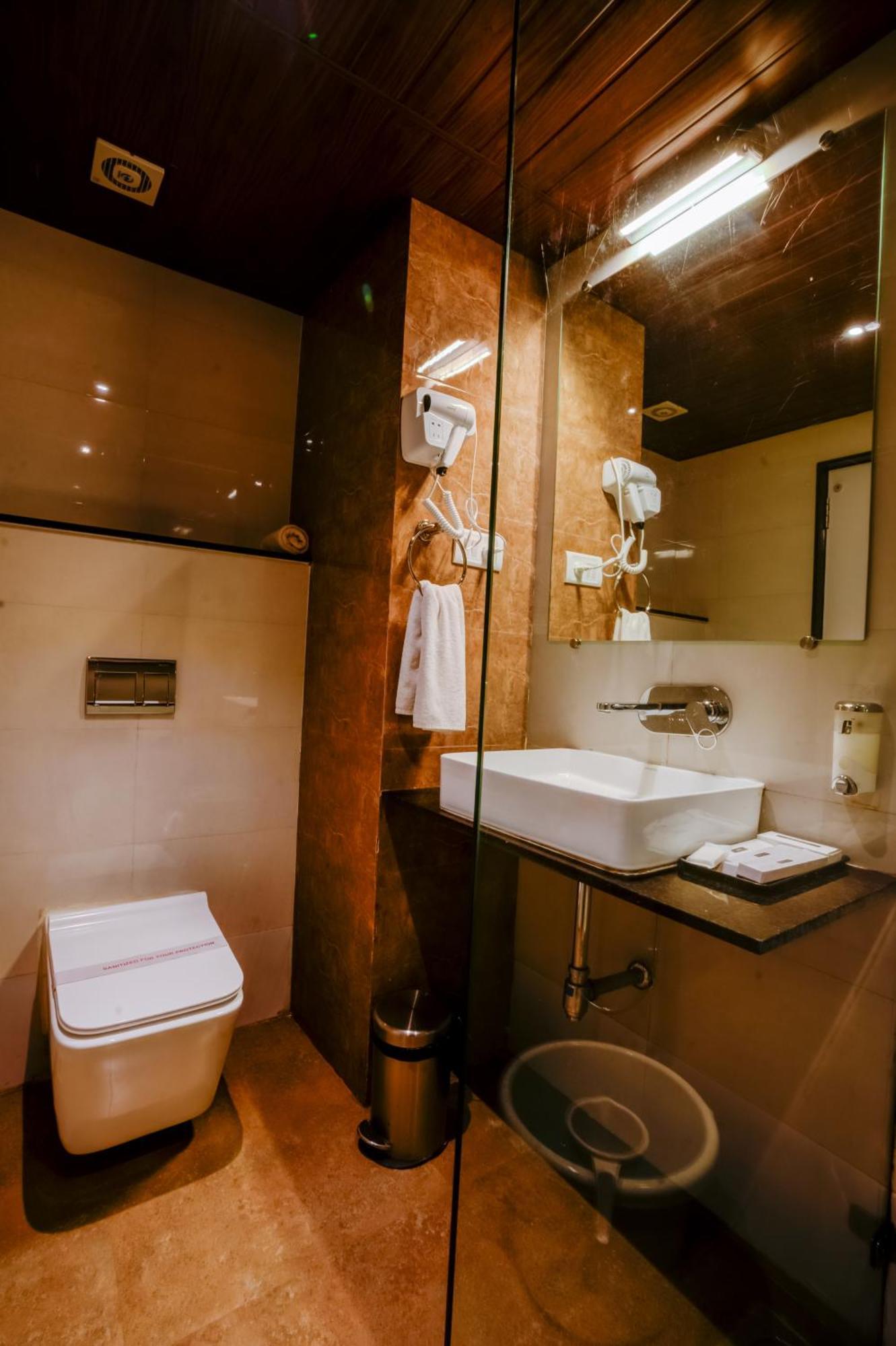 Kamat'S Daffodil Resort Goa Pilerne Luaran gambar