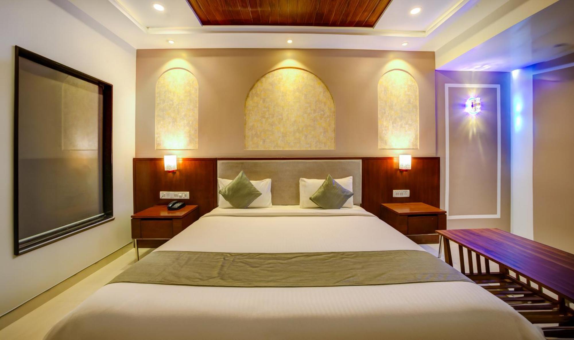 Kamat'S Daffodil Resort Goa Pilerne Luaran gambar